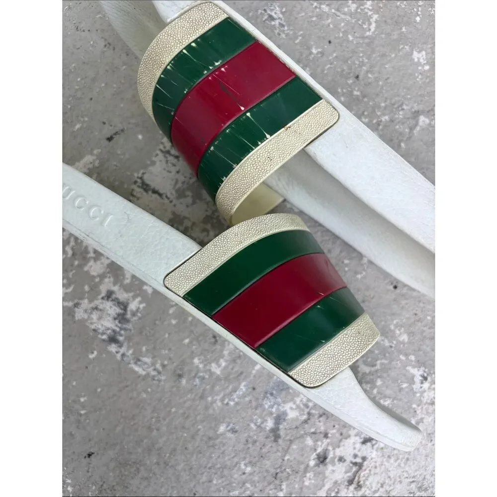 Gucci white 72 pool slides